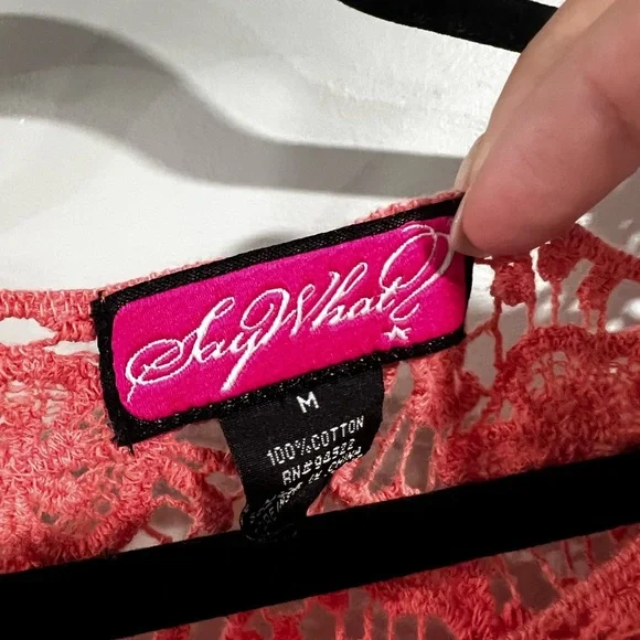 Say What? Coral Lace Blouse Size M Floral Pattern - Picture 2 of 2